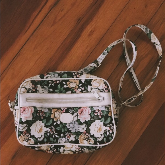 Handbags - Vintage Floral Crossbody